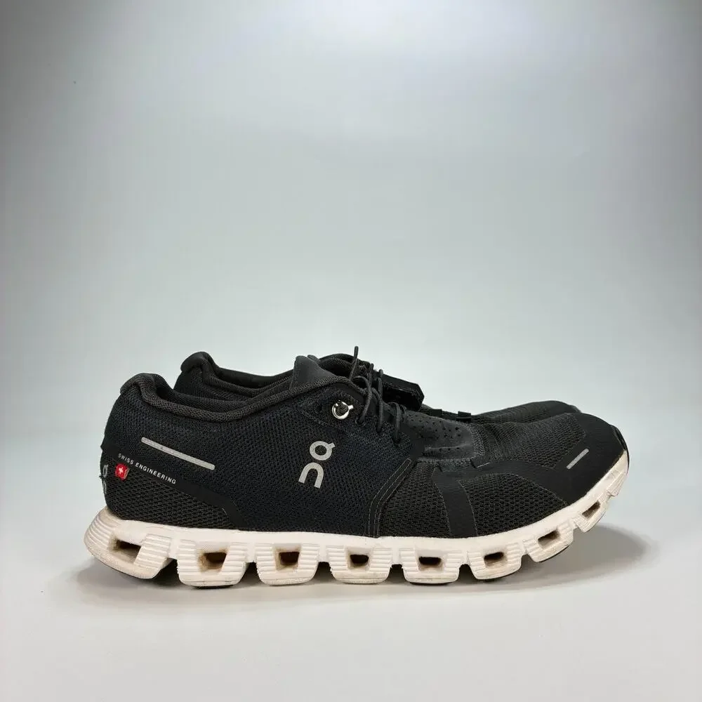 On Cloud 5 Black White Lightweight Comfort Lifestyle Shoes 59.98904 Womens Sz 10